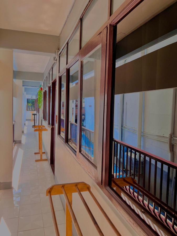 Baan Rachaya Apartment Чиангмай Екстериор снимка