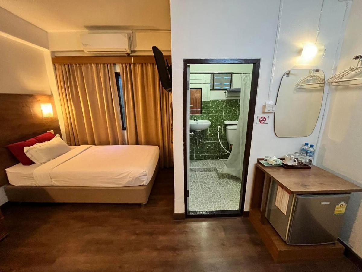 Baan Rachaya Apartment Чиангмай Екстериор снимка