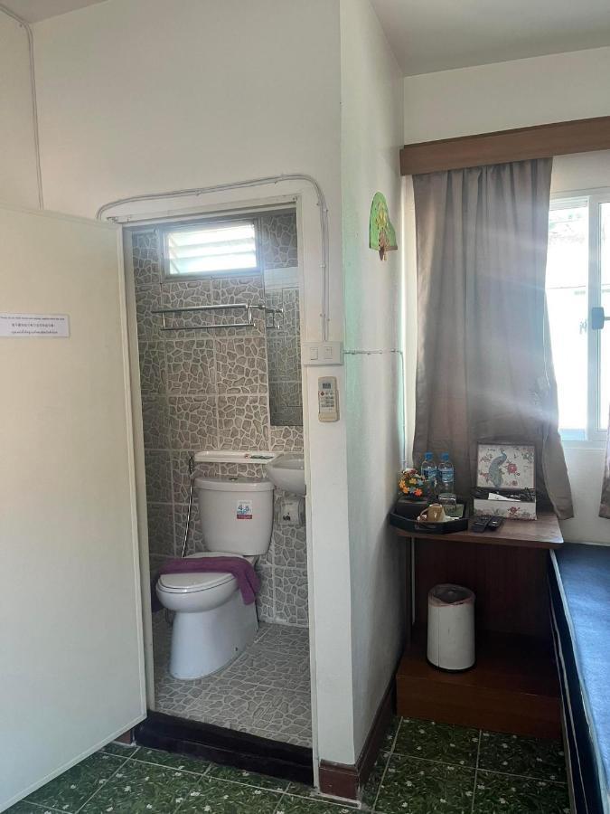 Baan Rachaya Apartment Чиангмай Екстериор снимка